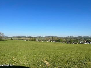 526 Hiwassee Rd, Madisonville, TN 37354