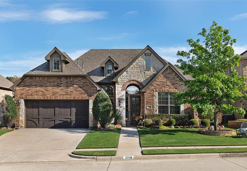 1st image of 2218 Frio Dr