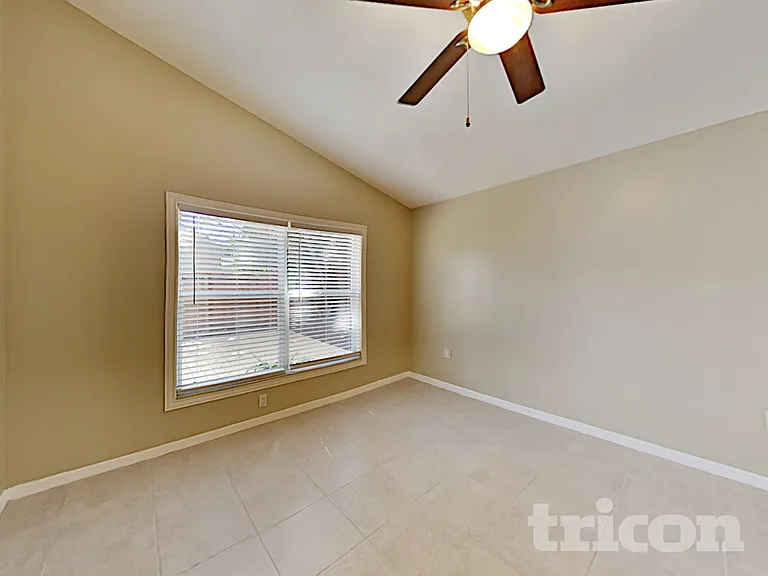 2517 Clareside Dr — Photo 29