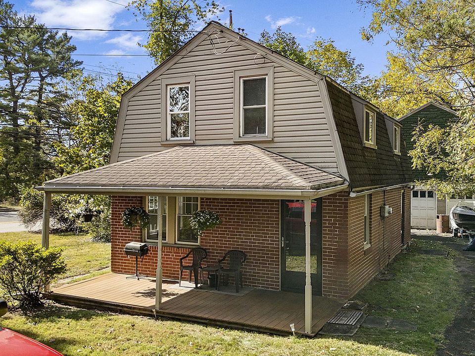 1st image of 818 Green St