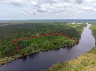 96 Hansen Rd, Freeport, FL 32439