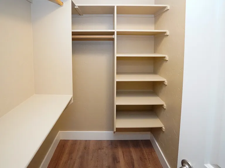 8848 W Ben St — Photo 31
