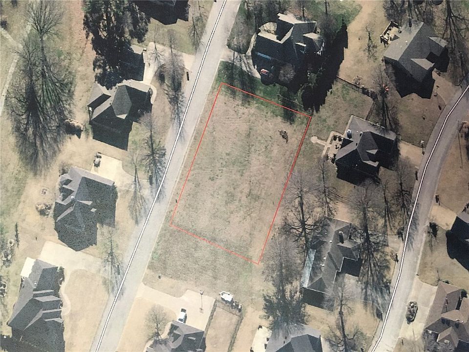 1st image of 13312 Fairway Ct