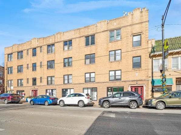 2950 W Montrose Ave #2, Chicago, IL 60618