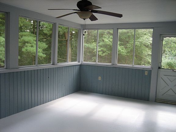 Bonus! 3 Ssn PVT Porch