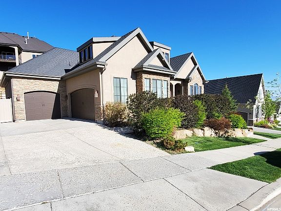 3rd image of 5170 N Ravencrest Ln