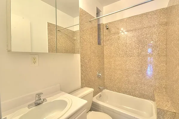 Rented by REAL New York | media 9