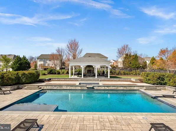 22461 Terra Rosa Pl, Ashburn, VA 20148