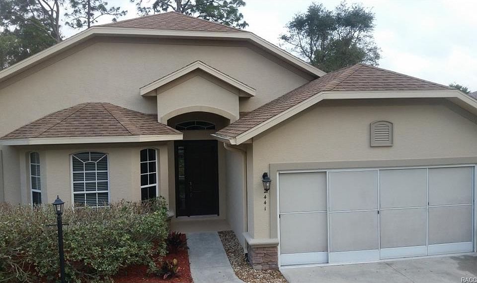 1st image of 2441 N Brentwood Cir