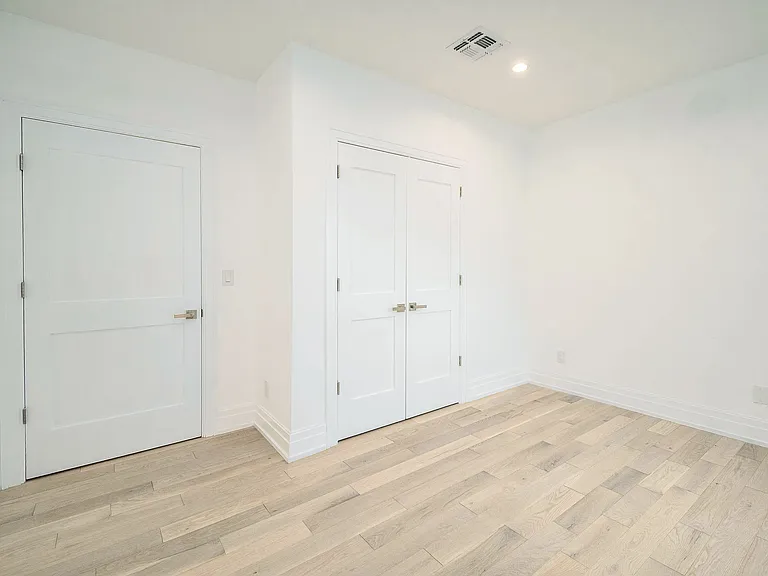 22 Sagamore Hill Dr — Photo 41