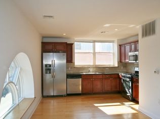 769 Montgomery St #301, Jersey City, NJ 07306