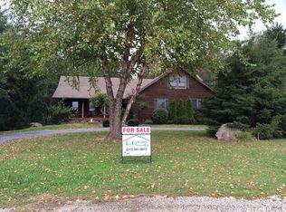 905 1005n Ave, Mount Sterling, IL 62353