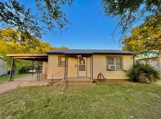 1311 N 9th St, Arkansas City, KS 67005