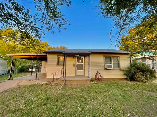 1311 N 9th St, Arkansas City, KS 67005