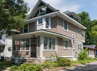 358 16th St SE, Cedar Rapids, IA 52403