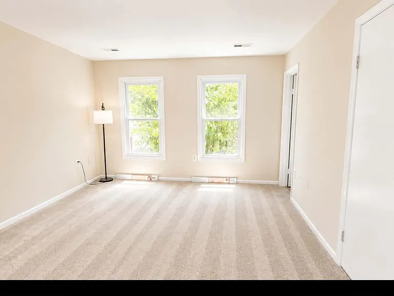 10395 Rapidan Ln — Photo 8