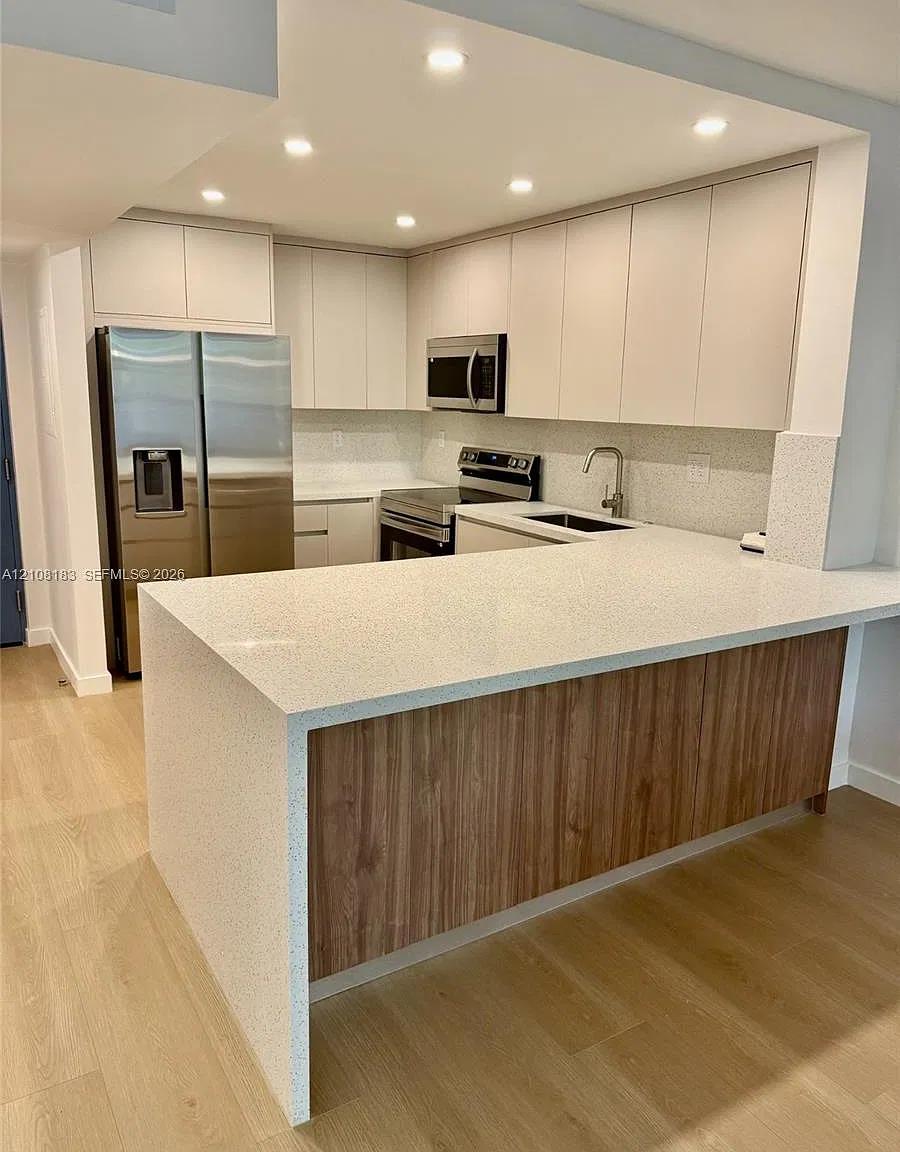 Ocean Village Condo — Photo 1