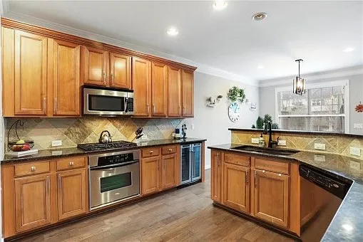 1927 Cobblestone Cir NE — Photo 4