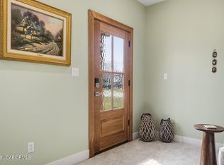 10885 Country Aire Meadows Ct, Holts Summit, MO 65043