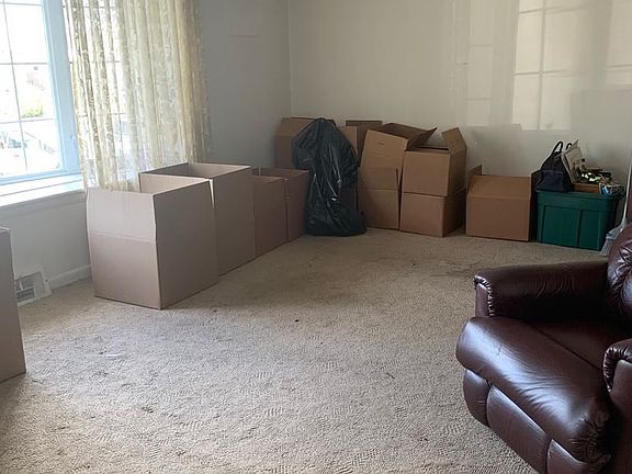 2nd image of 2316 Borbeck Ave