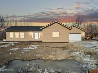950 S Williwaw Dr, Palmer, AK 99645