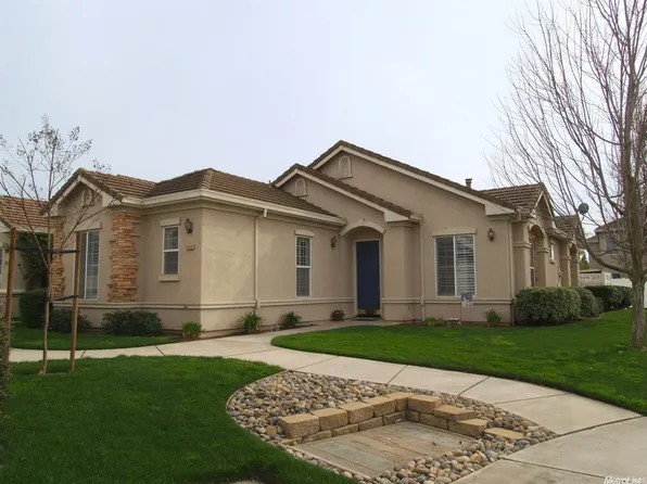 1632 Windy Cove Ln, Ripon, CA 95366