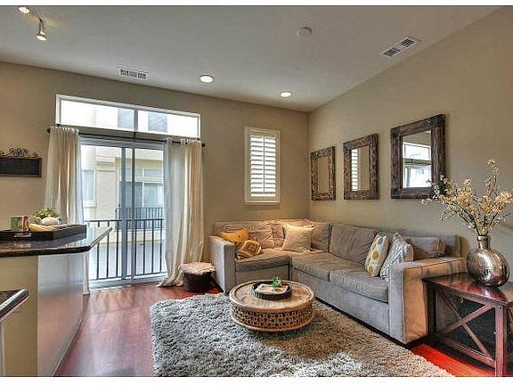 3rd image of 173 Bel Air Ct
