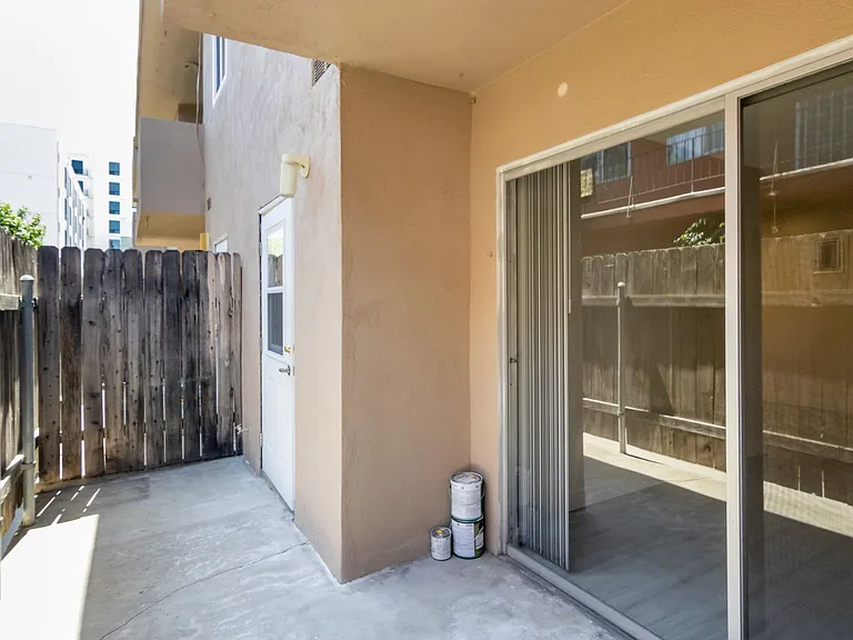 3662 Keystone Ave — Photo 12