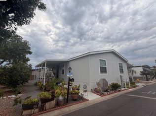 2700 E Valley Pkwy Space 81, Escondido, CA 92027