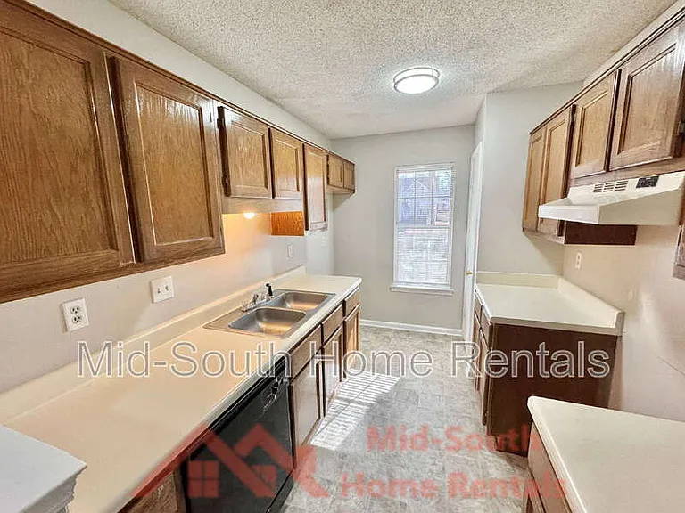 5528 Ginners Dr — Photo 6