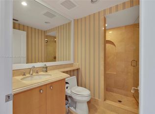 17875 Collins Ave #1-2-0, North Miami Beach, FL 33160