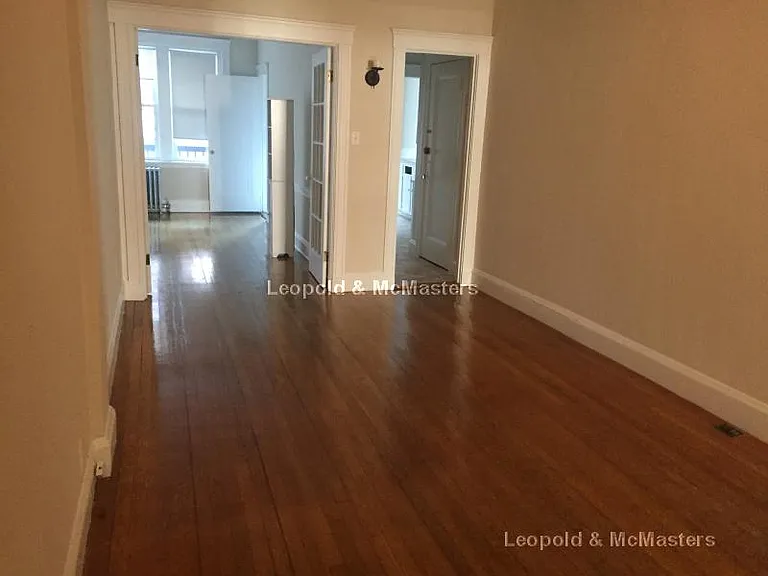12 Short St #5 — Photo 15