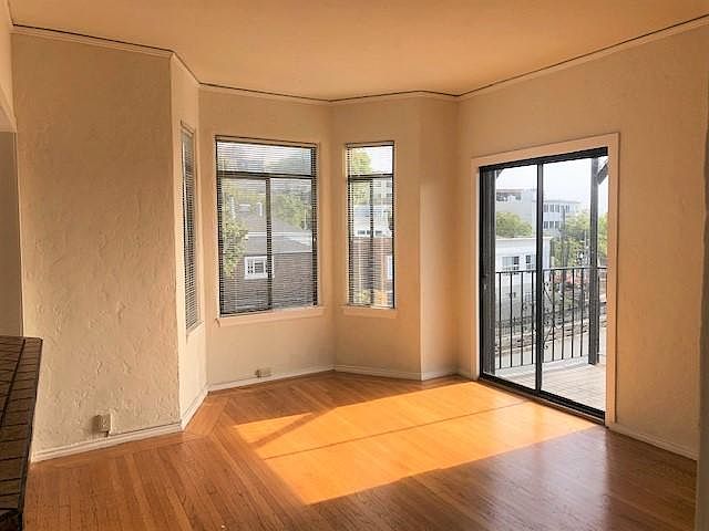 1st image of 2555 Market St APT 10