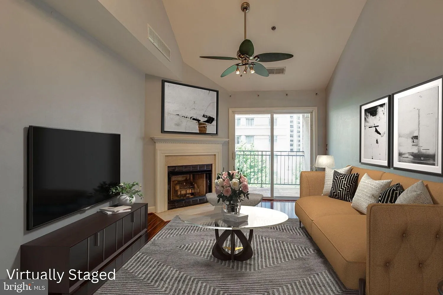 2 bed, 987 sqft, $3,600 — Photo 2