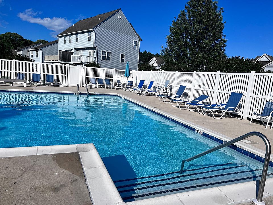1st image of 35948 Haven Dr #306D