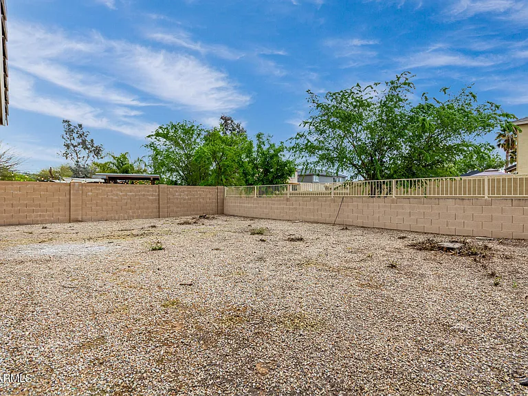 2521 W Desert Spring Way — Photo 39