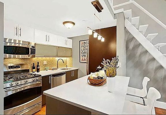 2nd image of 42 Meserole St APT 203