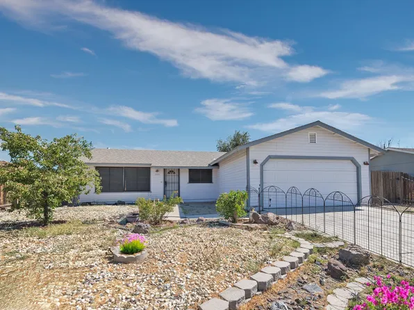 503 Yellow Jacket Rd, Dayton, NV 89403