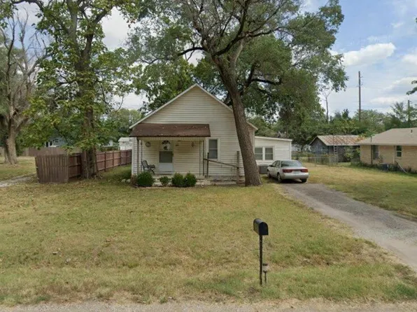 3040 N Jeanette St, Wichita, KS 67204