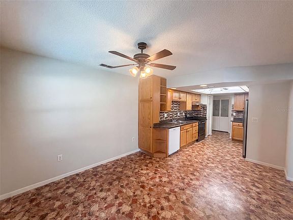 5th image of 11187 BLYTHVILLE ROAD
