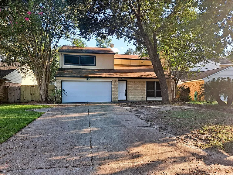 3206 River Valley Dr — Photo 1
