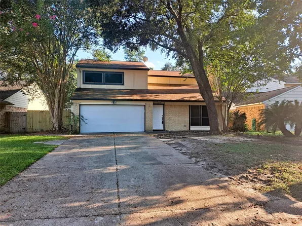 3206 River Valley Dr, Humble, TX 77339