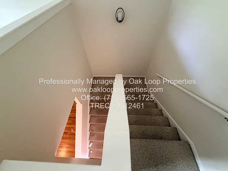 1253 W 17th St — Photo 9