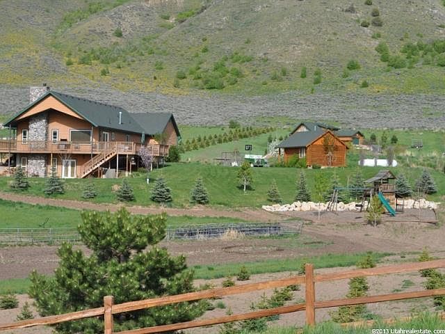 1st image of 356 Canyon View Dr
