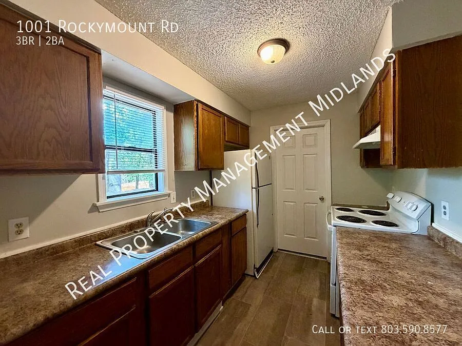 Charming 3 Bedroom, 2 Bathroom Home for Rent in Rockgate Subdivision! — Photo 4