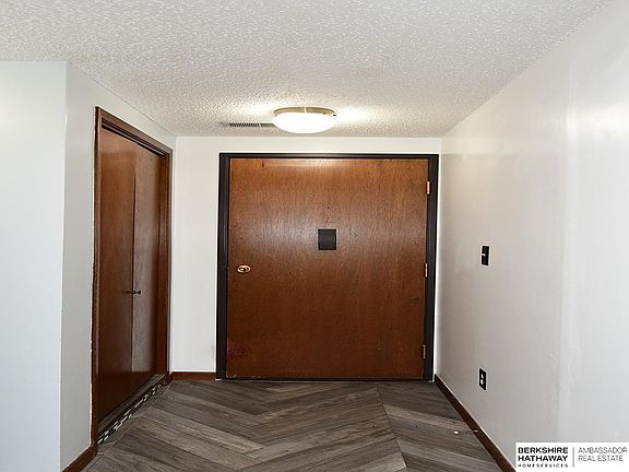 5th image of 1540 N Cotner Blvd #B107