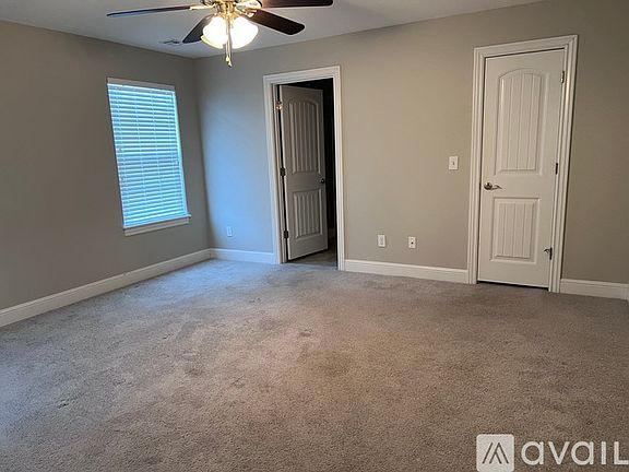 2nd image of 2501 S Willard Ave