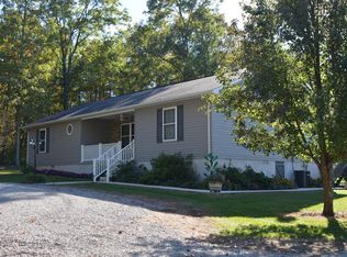 1248 Franklin Loop, Clarkrange, TN 38553