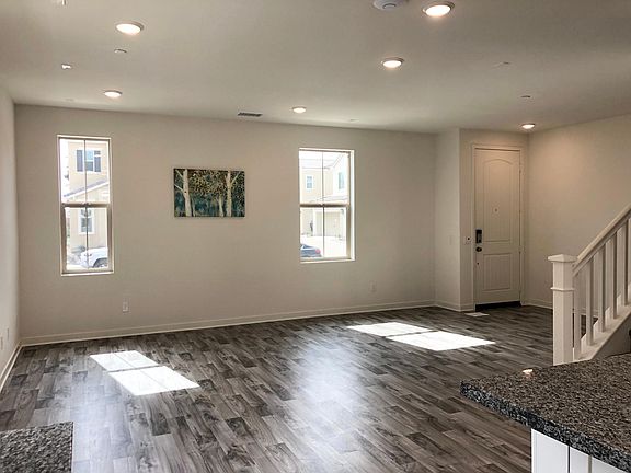 4th image of 3223 E Butterfly Ln