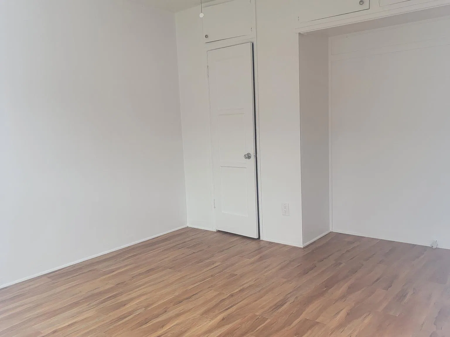 Studio, 400 sqft, $1,900 — Photo 3